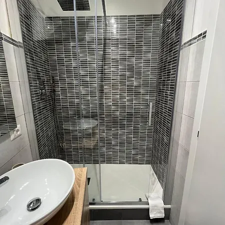 La Casetta Di Via Adige Apartment *